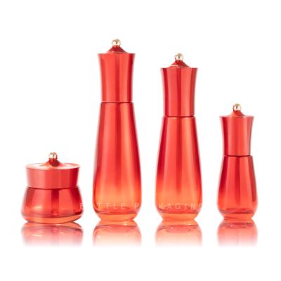 China Luxury Glass Lotion Bottles Eco Friendly Cosmetic Pump Sprayer Bottle Set for sale