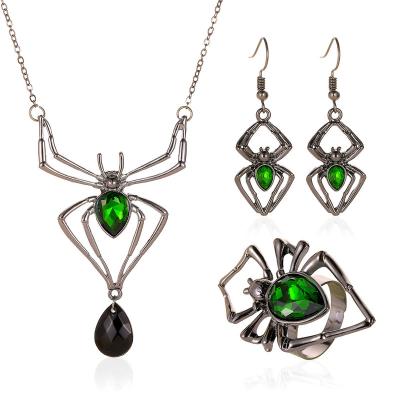 China Vintage Personality Hyperbola Spider Shaped Green Necklace Ring And Earrings Jewelry Sets Gemstone Vintage Halloweens For Women for sale