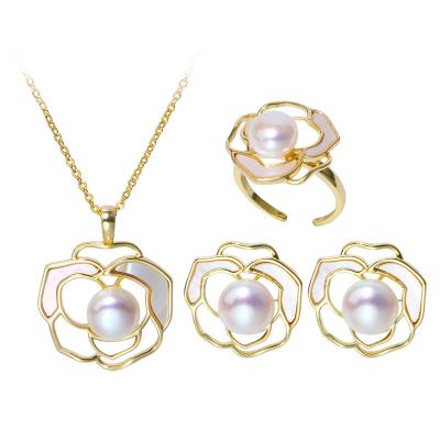 China Vintage Fashion Wedding Bridal Natural Freshwater Pearl 18K Gold Plated Fine Camellia Pendant Necklace Earring Women Jewelry Sets for sale