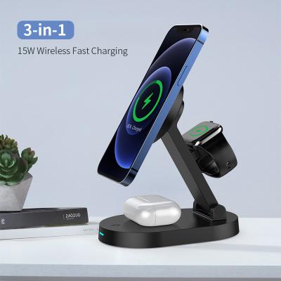 China 15w Newest Design 2022 Magnetic Fast Charging Wireless Charger 15W Fast Charging Portable Wireless Charger Station for sale