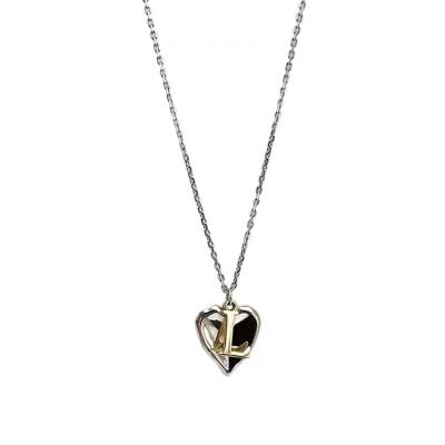 China ZHONG NUO Women Accessories Designer CLASSIC Heart Couples Love Necklace Clavicle Pendant Brass Chain 26 Gold Letters for sale