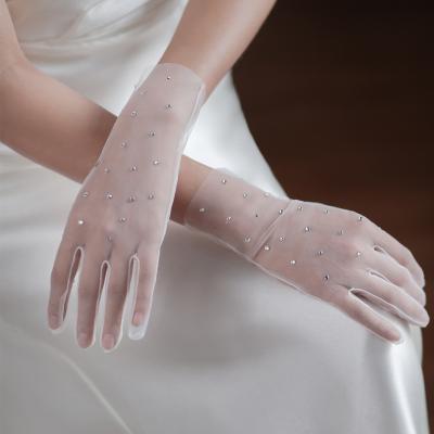 China Wedding Simple Elegant Short Dress Evening Rhinestone Gloves Wedding New Gloves Wedding Gloves for sale