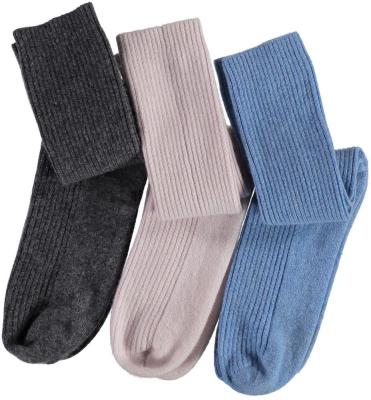 China Custom Made Cashmere Socks Women Anti-Fault Mongolian Cashmere Socks 100% Cashmere Bed Socks for sale