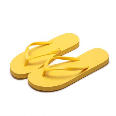 China Damping Korean version of 2022 summer summer pure simple black color clip foot beach slippers new flat female flip flop tide for sale