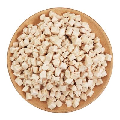 China Skin & Coat Health Hot Sale Cat Digestive Dog Treats Pet Freeze Dried Chicken Cube Pet Treats Cat Food for sale