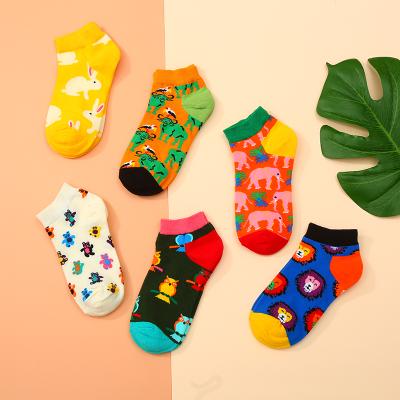 China Antibacterial Men's Combed Cotton Socks Korean Letter Printing Eco-friendly Spring Autumn Male Low Cut Summer Socks for sale