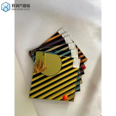 Cina Processo di galleggiamento filtro di luce a colori personalizzati vetro borosilicato per vetro alto trasparente in vendita