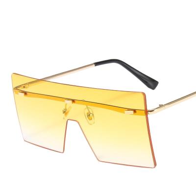 China Vintage Women's Big Face Color Men's Sunglasses Fashion Metal PC Plastic Gold Oversized Rectangle Square Big Big Frame Sun Glasses for sale