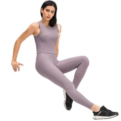 China 2021 Breathable New Design No Embarrassment Running Line Yoga Pants Fitness Yoga Suit Woman for sale