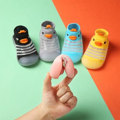 China Best Quality QUICK DRY Cute Animals Cozy Baby Floor Bumps Rubber Sole Anti Slip Shoes For Toddlers for sale