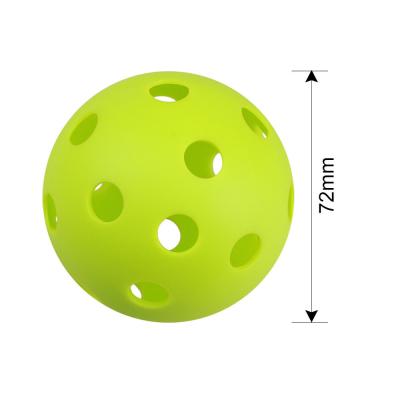 China 72mm Diameter 26 Hole Pickleball Wear Resistant Customization Option for sale