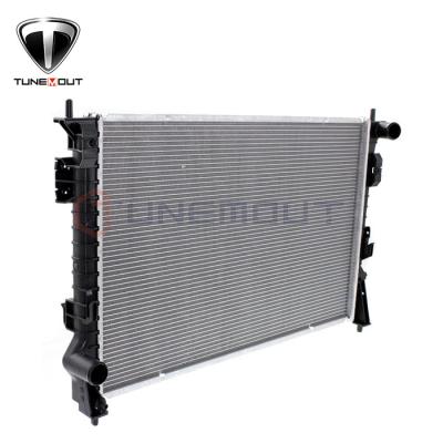 Chine Radiateur pour 13-19 Ford Taurus 3.5L V6 2 roues motrices / 4 roues motrices en rangée unique FO3010315 DG1Z-8005-F DG1Z8005F DG1Z-8005-G DG1Z8005G à vendre