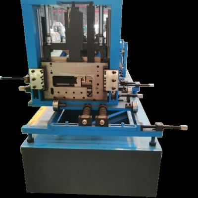 China Hotels Automatic Change Height Purlin Machine CZ Purlin Roll Forming Machine for sale