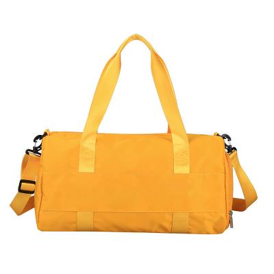 China Fashion Travel Large Outdoor Waterproof Duffel Bag Custom Leather Logo Sports PU Fitness Gym Bag for sale