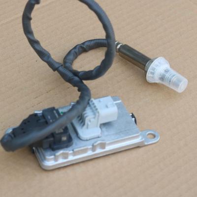 China Engine Parts Nitrogen Oxide Sensor 4327153 For Truck STD for sale