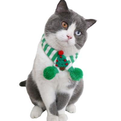 China Christmas Fashion Pet Accessories Pet Cat Dog Scarf Warm Style Woolen Fashionable New Red Green Pet Cat Dog Scarf for sale