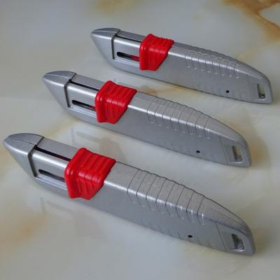 China Safety Retractable Blade Quick-Change Aluminum Alloy Utility Knives for sale