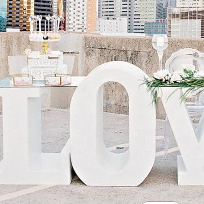 China Modern Furniture Letter LOVE With Led Light Sign for sale