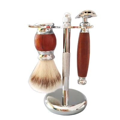 China Hot Sale Resin and Dishi Metsl Men's Red Handle Safety Razor and Wood Shaving Set with Stand for Men's Wet Shaving for sale