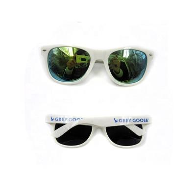 China Sports Sunglasses Made In China Plastic Promotional Men's Mirror Lens Sunglasses for sale