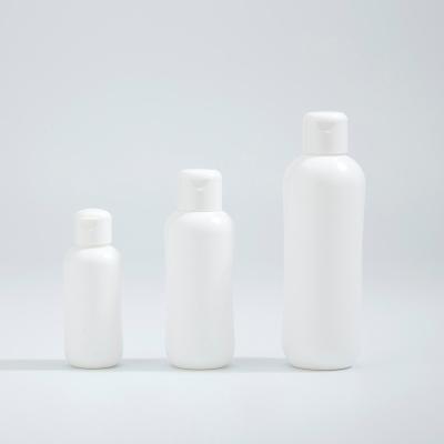 China 80ml Cosmetic Lotion Bottle Accept Logo White Refillable Shampoo Bottle Customized With Cap for sale