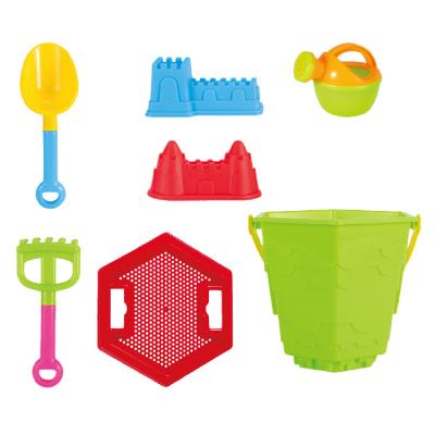 China Funny Beach Bucket Set Toy Play Set 7PCS Summer Outdoor Toys Plastic Beach Bucket Toys For Kids for sale