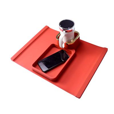 China Best Than Sustainable Wood Foldable Sofa Tray Table Food Grade Silicone Waterproof Table Dining Sofa Armrest Rest Sofa Arm Tray for sale