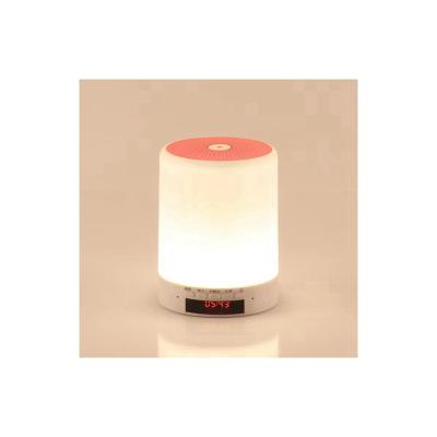 China Interesting price modern new type cute table bedside lamp in the bedroom for sale