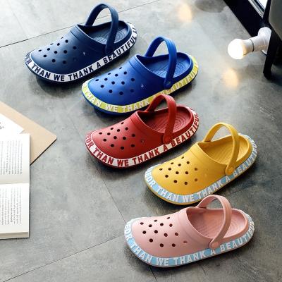 China Fashion Trend Fashion Beach Slides Outdoor Waterproof Slippers Sandals Slippers Flat Non-Slip Bedroom Shoes Beautiful for sale