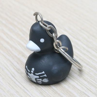 China Schwarze Vinylskeleton Enten-Gummiente Keychain-Partei-Bevorzugungs-Geschenk für Grundstellungstaste zu verkaufen