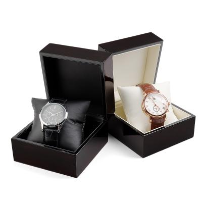 China Handmade Pre-sale Luxury Wooden Watch Box Customized Logo Acceptable Watch Display Case for sale