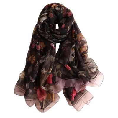 China Luxury Retro Fashion Spring Fashion Sunscreen Scarf Long Yarn Shawl Vacation Travel Silk Soft Ladies Luxury Beach Towel for sale