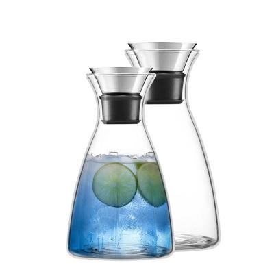 China Sustainable High-end Atmosphere 1300ml Glass Jug Borosilicate Glass Carafe for Lemon water for sale