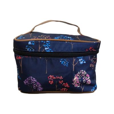 China Best Selling Fashion Goods Using Cosmetics Packaging Cosmetic Bags Makeup Bags Fashion To Custom Floral 190t Polyester 3000 Pcs SP202090 for sale