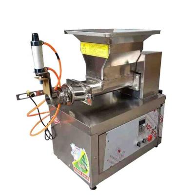 China Hotels Automatic Pneumatic Dough Divider And Rounder Machine Speed ​​Adjustable Dough Dividing Machine for sale