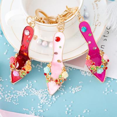 China 2022 metal fashion jewelry llaveros faux stone heeled sandals metal open key chains plating luxury shoes key chain for sale