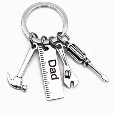 China Zinc Alloy Steel Personalized Key Chain Key Keychain Hammer Screwdriver +Stainless Grandpa Dad Tools Hot Sale Dangling Fathers Day Gifts for sale