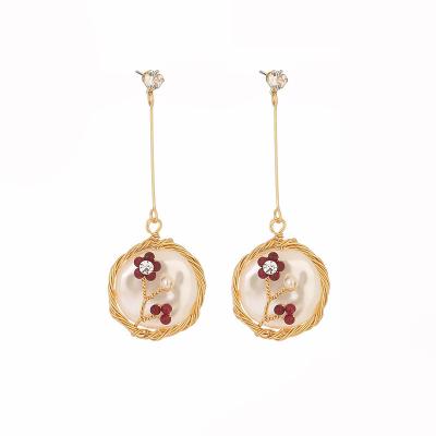 China Trendy Design Jewelry Gold Plated Baroque Pearl Dangle Earrings Around Red Pearl Flower Drop Earring for sale