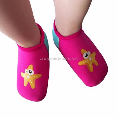 China Hot Selling Waterproof Soft Neoprene Anti-Slip Kids Beach / Swimming Socks / Shoes for sale