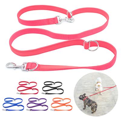 China Manufacturers Wholesale Custom Multifunctional Waterproof Retractable Training Hands Padded Free Nylon Braid Dog Leash for sale