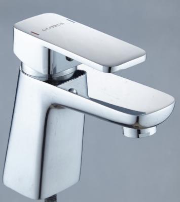 China Single Handle Bathroom Basin Faucets Deck Mounted Chrome Hot Cold Basin Washing for sale