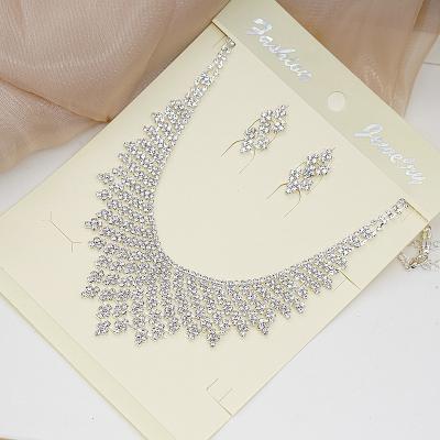 China CLASSIC Wholesale Luxury High Quality Crystal Wedding Fine Jewelry Set Pearl Necklace and Earrings Ladies Engagement Jewelry Sets for sale