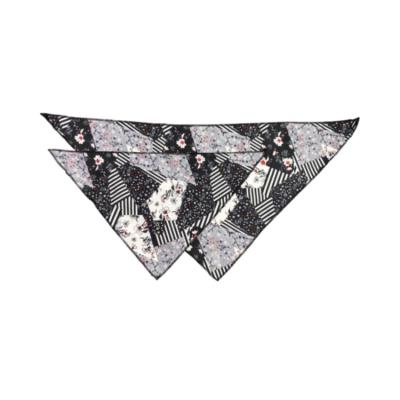 China Portable CLASSICS Tc Fabric Triangle Dog Decorative Saliva Towel For Dogs To Wipe Saliva for sale