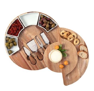 China Sustainable Wholesale Acacia Bmaboo Cheese Boards Round Cheese Board Charcuterie Board Set With 3 Piece Knife Set for sale