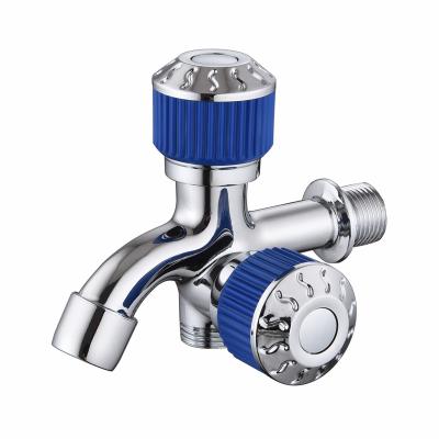 China New Design Low Price Bathroom Shower Bibcock Water Faucet Washing Machine Tap Garden Traditional Wall Mounted Quick Open Cold Faucet for sale