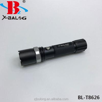 China Hot Sales Police Camping Zoom Led Rechargeable Torch for sale