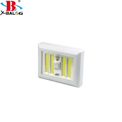 China 2019 Office Good Quality COB 4*AA Plastic Multifunctional Magnetic Work Light Led Light for sale