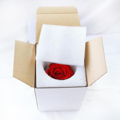 China Gift Wholesale 2021 New Idea Valentines Gift Set Rose Flower Stabilized Preserved Eternal Roses In Gift Box for sale