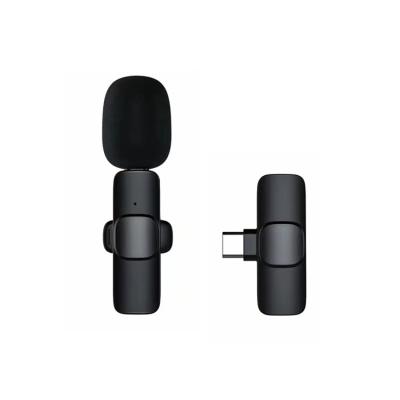 China Lavalier Microphone K8 Live Streaming Clip On Microphone Type C With Charging Lapel Mini Wireless Collar Microphone for sale