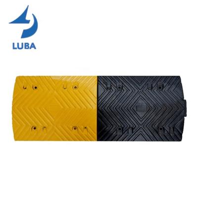 China Durable 500X400X50Mm Durable Road Safety Road Breaker Rubber Rubber Bump for sale